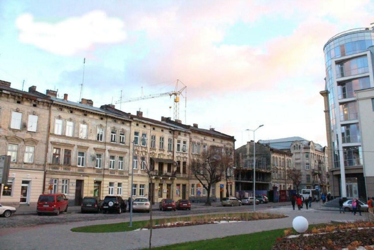 Mini-Smart- Квартира В Центральній Частині Львова Для Пари Exterior foto